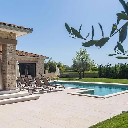 Cami Comfortable Villa